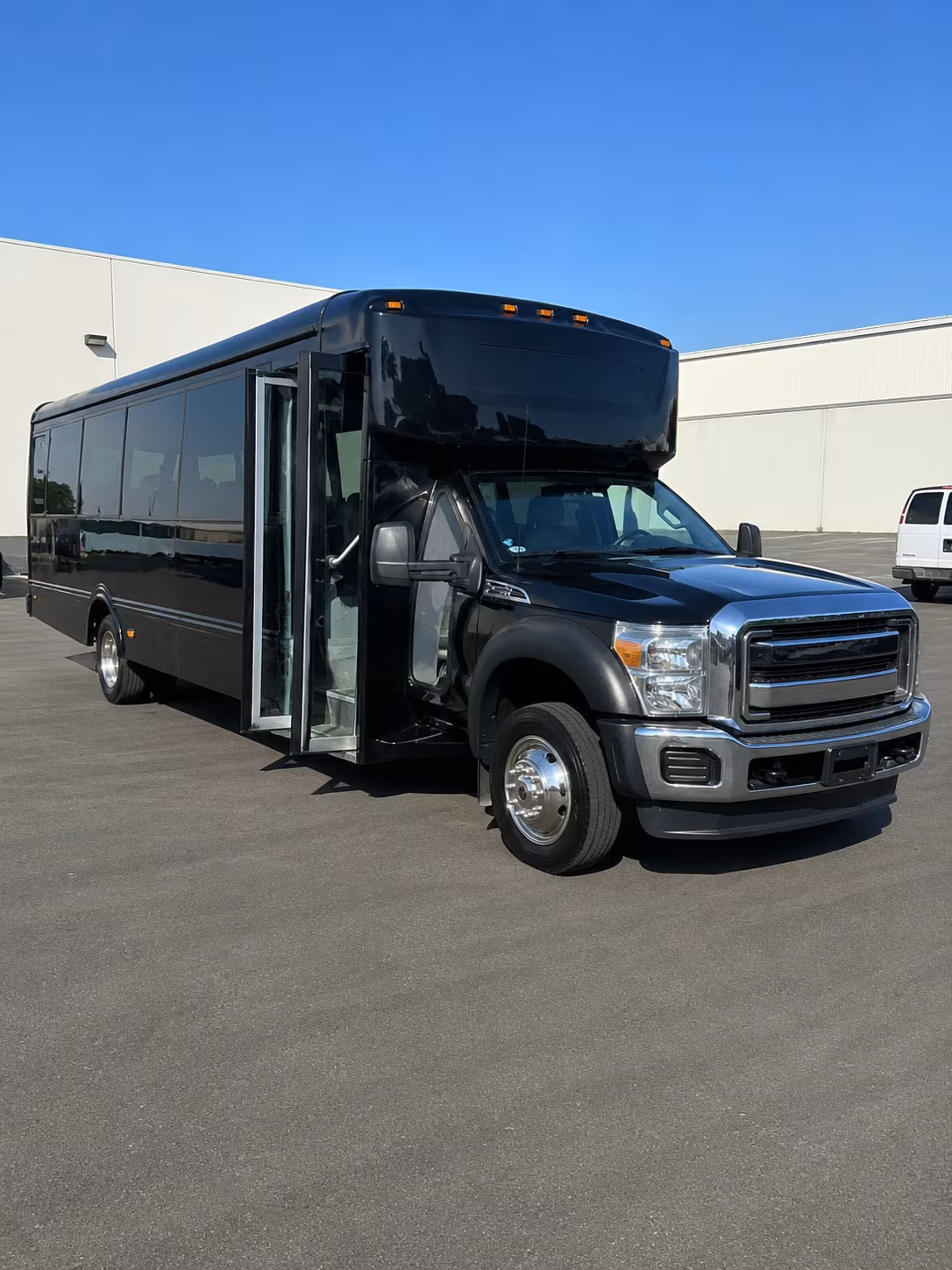santa maria quinceanera sweet 16 party bus rental